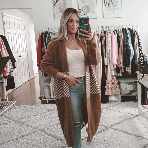 bobeau Sweaters - Bobeau Brown Chevron Waist Knit Shawl Cardigan NWT